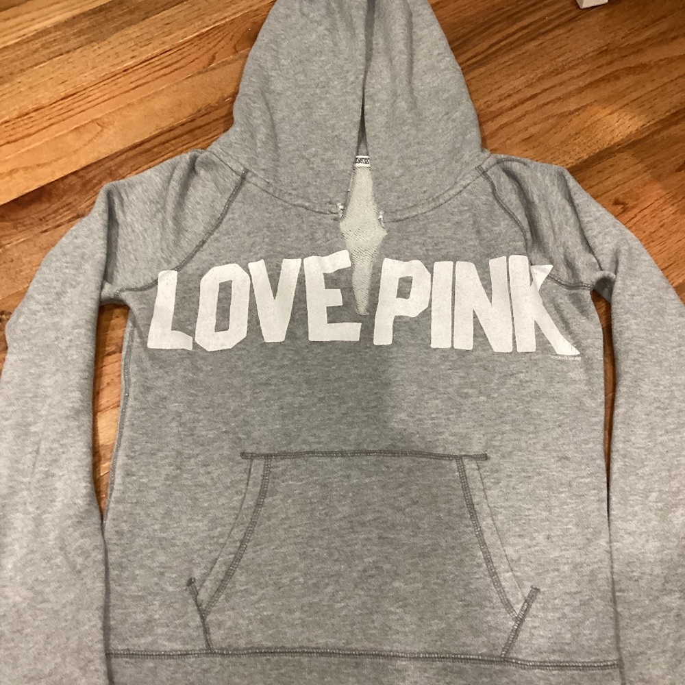 Victoria’s Secret VS Love Pink 86  Vintage V Neck Split Sweatshirt Size Medium